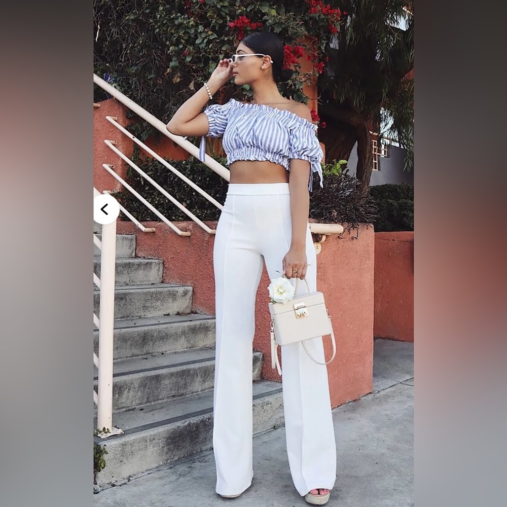 Fashion nova white flare dress pants - New - Medium